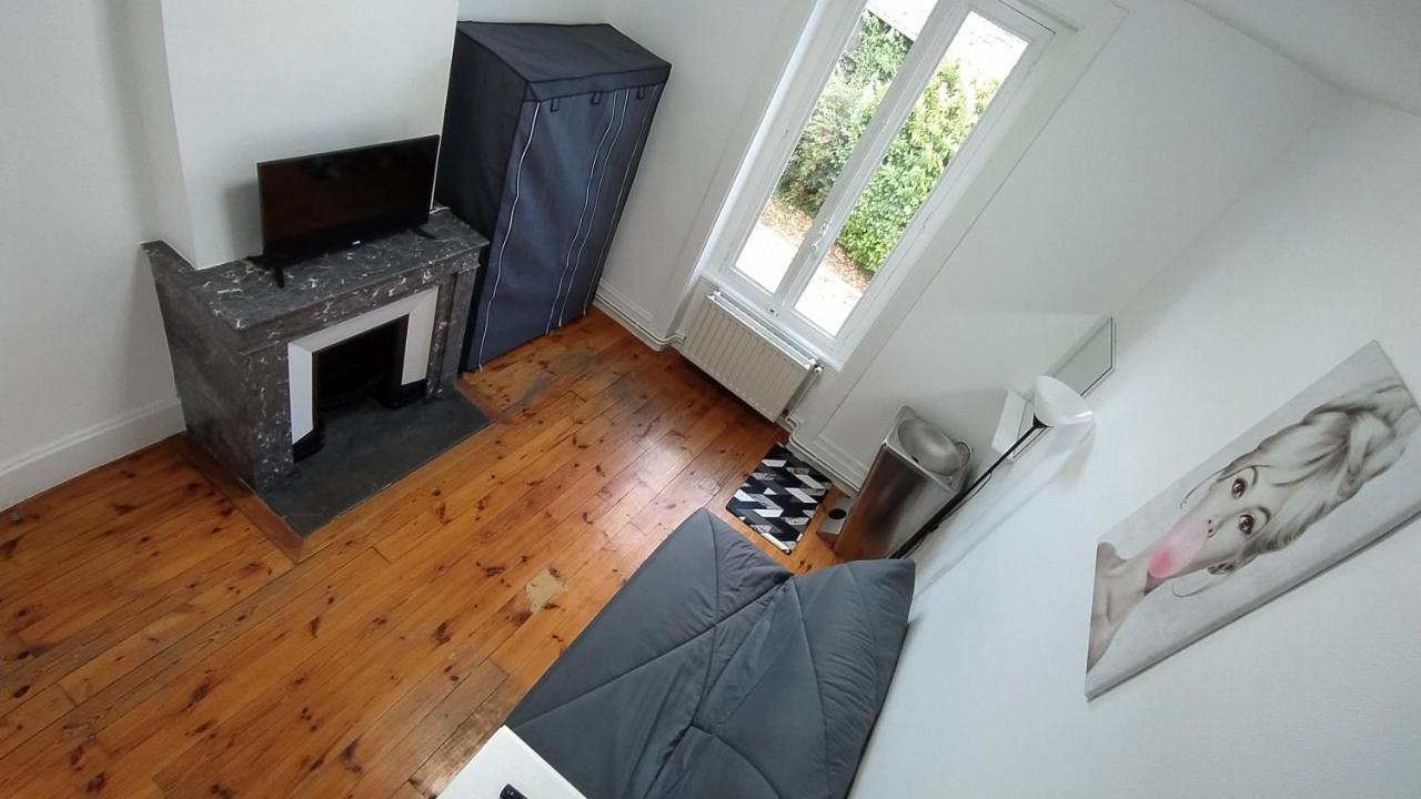 La Batisse De Saint-Chamond Bed & Breakfast Bagian luar foto