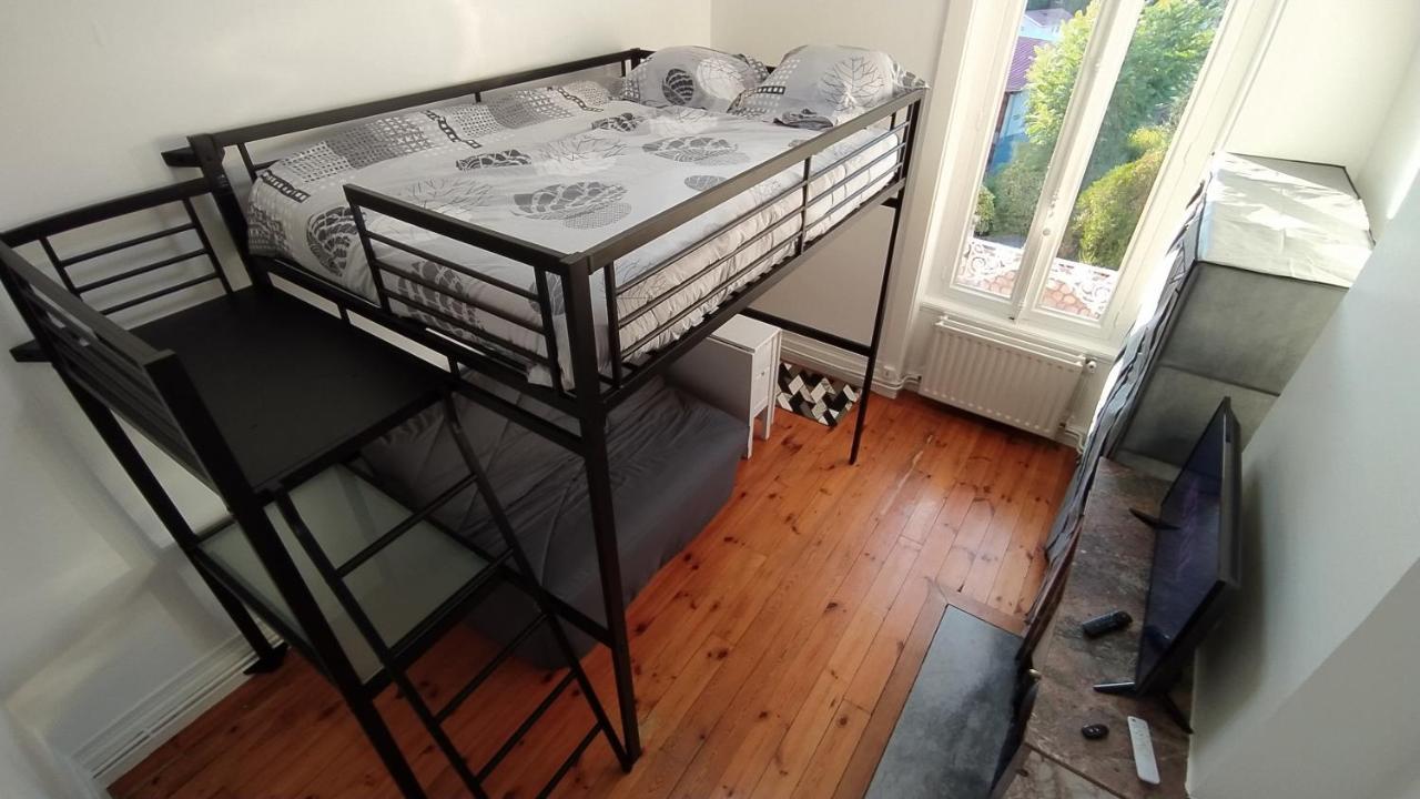 La Batisse De Saint-Chamond Bed & Breakfast Bagian luar foto